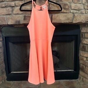 NWOT Mossimo Razorback, tangerine, chevron pattern 95% Polyester, 5% spandex. M